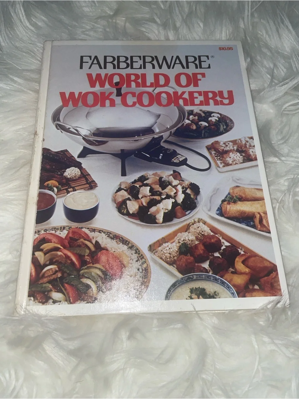 Farberware: World of Wok Cookery by Gail Piazza